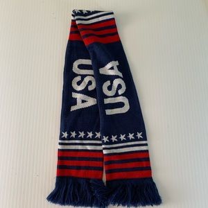 Team USA soccer scarf